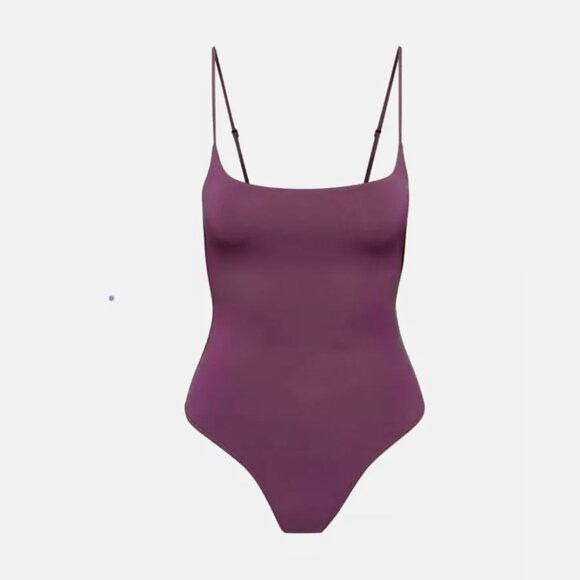 Aritzia Babaton Contour Plum Spaghetti Strap Square Neck Cami Bodysuit - Picture 1 of 2